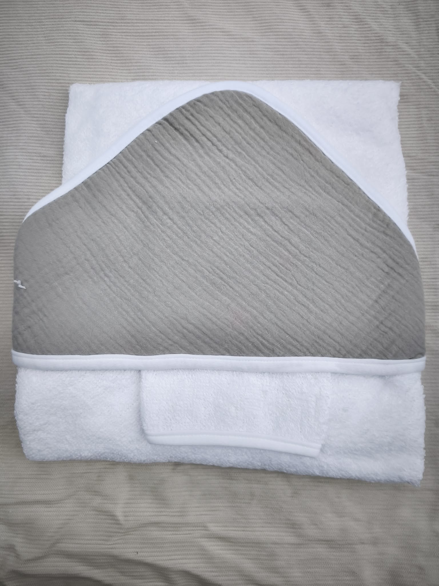 Cape de bain + gant – Image 3